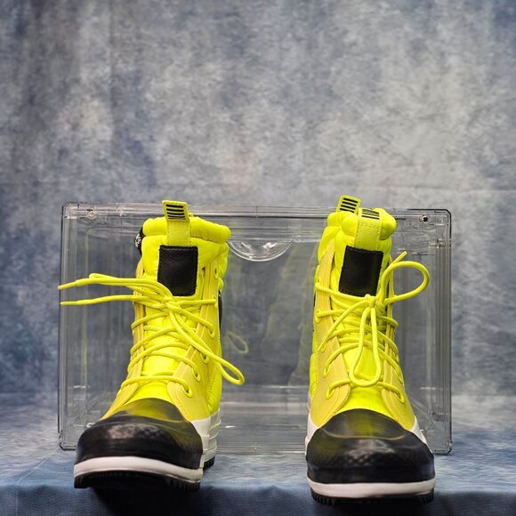 Converse Chuck Taylor All Star Yellow Black Winter Boots – Unisex Men’s 8 / Wome - Picture 3 of 5